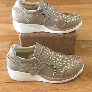 Roman Crystal Zipper Wedge Sneakers Size 8.5